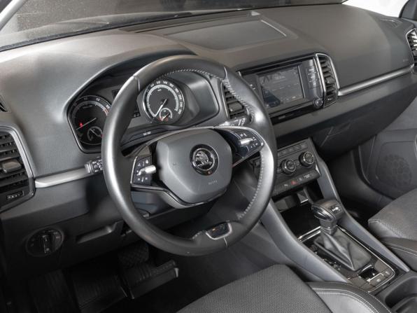 Skoda Karoq I с пробегом 2022 года, цена 2 395 100 рублей, 126848 км, внедорожник, Автокод Объявления