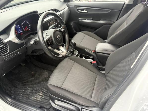 Kia Rio IV Рестайлинг с пробегом 2021 года, цена 1 500 000 рублей, 97000 км, хэтчбек, Автокод Объявления