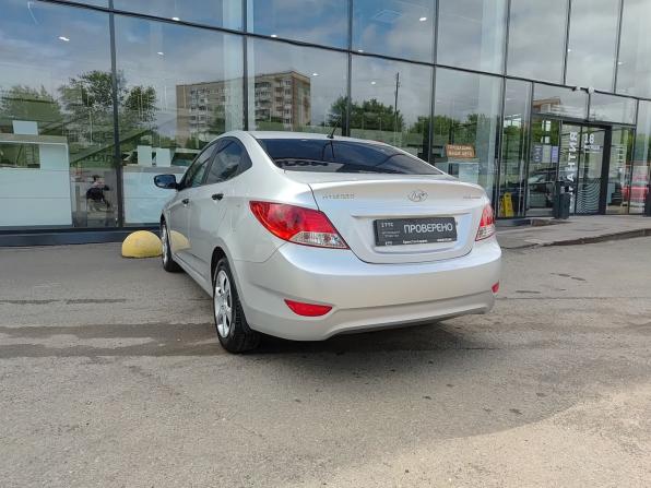 Hyundai Solaris I с пробегом 2014 года, цена 770 000 рублей, 188469 км, седан, Автокод Объявления