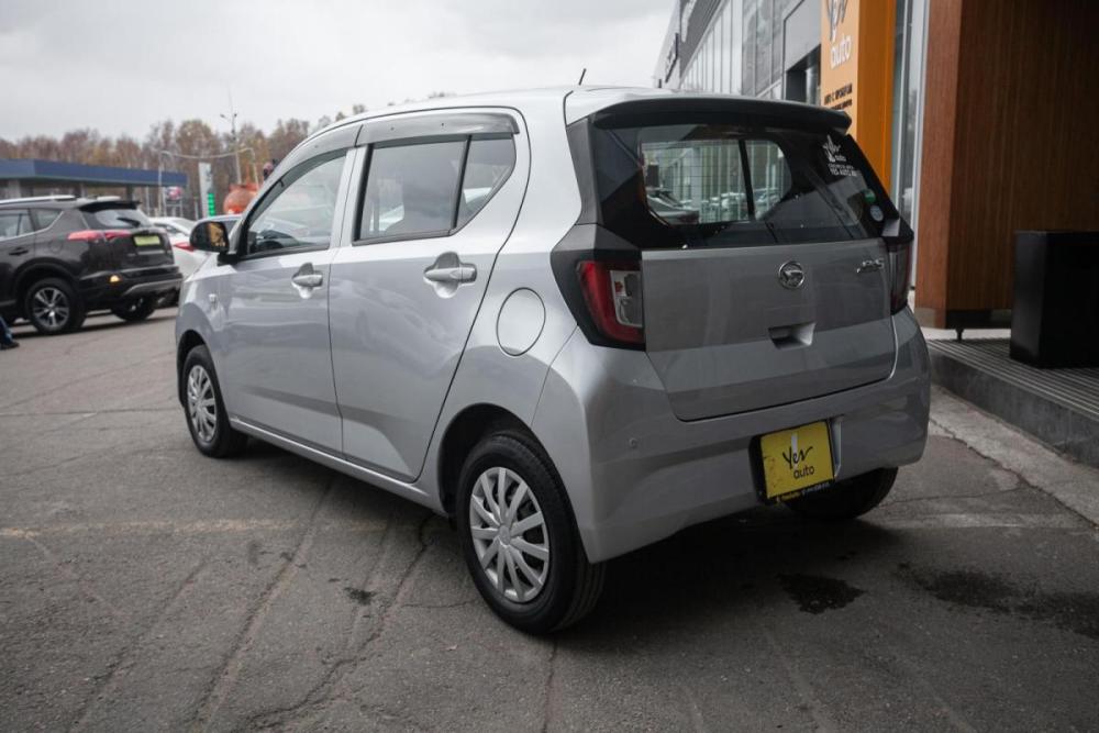 Daihatsu Mira e:S II Иркутск  - изображение 5