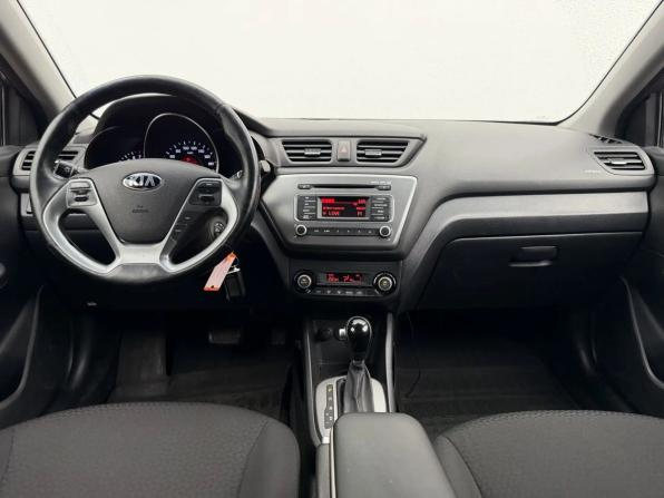 Kia Rio III Рестайлинг с пробегом 2016 года, цена 1 162 000 рублей, 121070 км, хэтчбек, Автокод Объявления