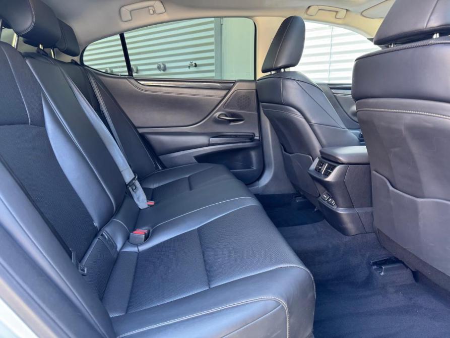 Lexus ES VII Иркутск  - изображение 29