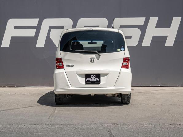 Honda Freed I с пробегом 2011 года, цена 1 150 000 рублей, 115883 км, компактвэн, Автокод Объявления