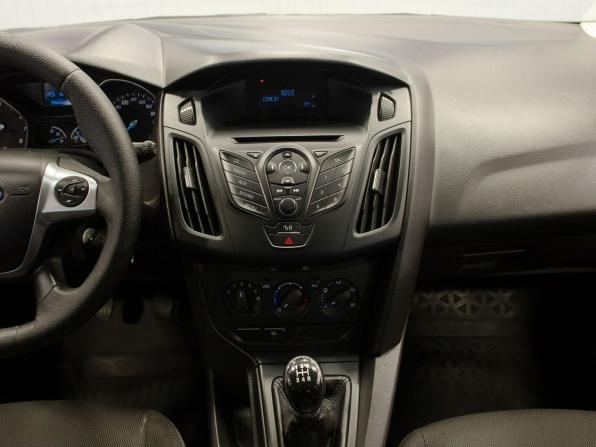 Ford Focus III с пробегом 2013 года, цена 895 000 рублей, 96666 км, хэтчбек, Автокод Объявления