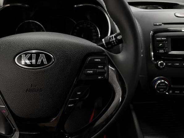 Kia Cerato III Рестайлинг (Classic) с пробегом 2017 года, цена 1 475 000 рублей, 125530 км, седан, Автокод Объявления