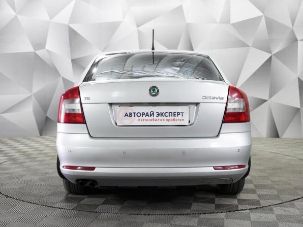 Skoda Octavia II (A5) Рестайлинг с пробегом 2012 года, цена 898 000 рублей, 155000 км, лифтбек, Автокод Объявления
