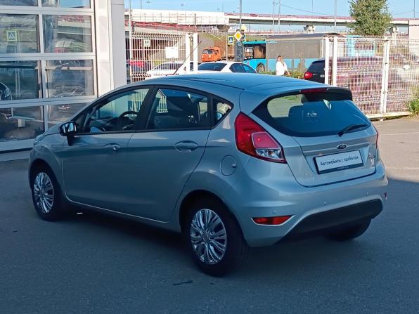 Ford Fiesta Mk6 Рестайлинг с пробегом 2016 года, цена 840 000 рублей, 84000 км, хэтчбек, Автокод Объявления