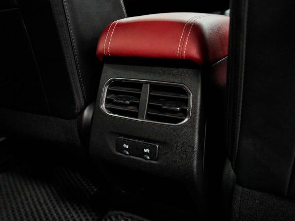 Haval Jolion I Рестайлинг с пробегом 2024 года, цена 2 190 000 рублей, 17000 км, внедорожник, Автокод Объявления