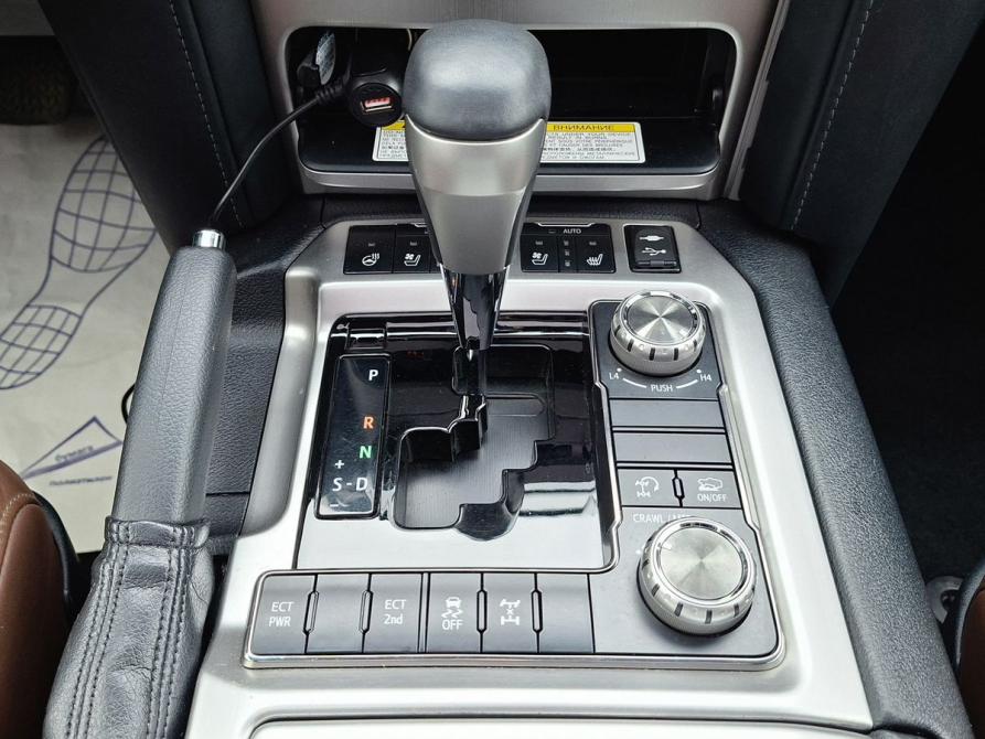 Toyota Land Cruiser 200 Series Рестайлинг 2 Владимир  - изображение 12