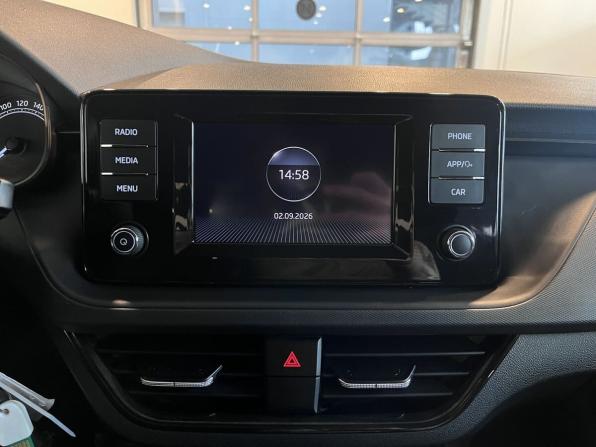Skoda Rapid II с пробегом 2020 года, цена 1 400 000 рублей, 68715 км, лифтбек, Автокод Объявления