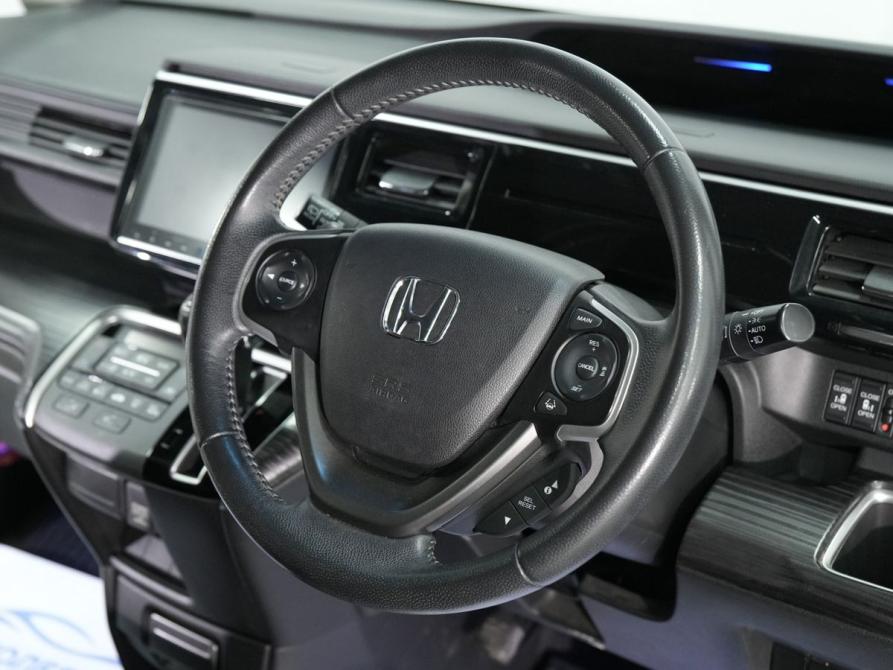 Honda Stepwgn V Новосибирск  - изображение 16