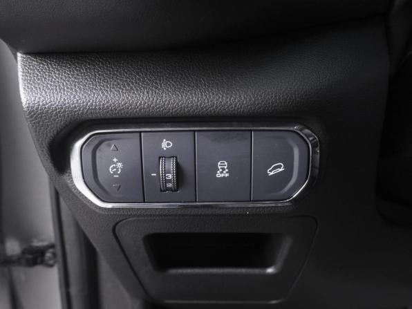 Haval Jolion I с пробегом 2022 года, цена 1 650 000 рублей, 120998 км, внедорожник, Автокод Объявления