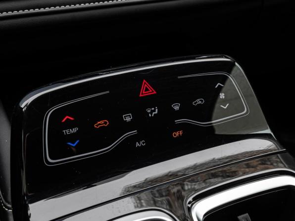 JAC JS6 с пробегом 2023 года, цена 1 770 000 рублей, 63759 км, внедорожник, Автокод Объявления