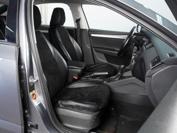 Skoda Octavia III (A7) с пробегом 2014 года, цена 779 000 рублей, 305768 км, лифтбек, Автокод Объявления