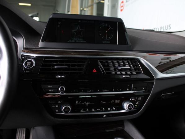 BMW 5 серии VII (G30/G31/G38) с пробегом 2017 года, цена 3 050 000 рублей, 89845 км, седан, Автокод Объявления