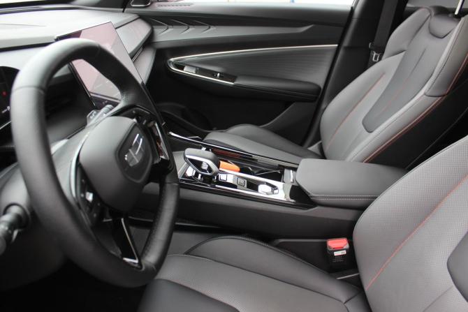 Geely Cityray с пробегом 2025 года, цена 2 550 000 рублей, 10573 км, внедорожник, Автокод Объявления