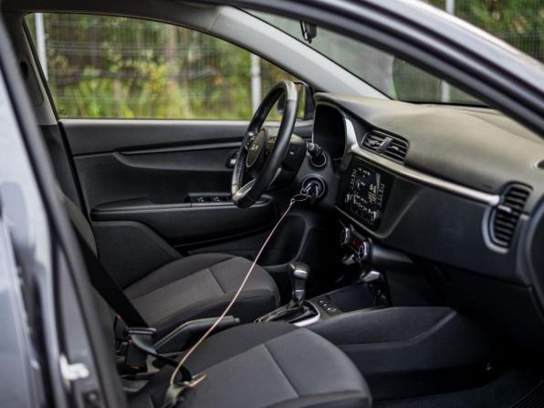 Kia Rio IV Рестайлинг с пробегом 2021 года, цена 1 590 000 рублей, 58347 км, хэтчбек, Автокод Объявления