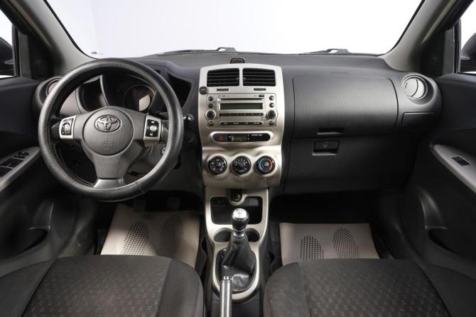 Toyota Urban Cruiser I с пробегом 2009 года, цена 949 000 рублей, 165147 км, хэтчбек, Автокод Объявления