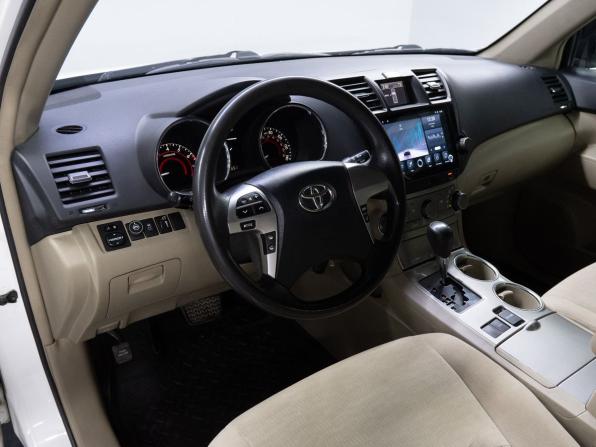 Toyota Highlander II (XU40) Рестайлинг с пробегом 2011 года, цена 2 299 000 рублей, 154649 км, внедорожник, Автокод Объявления