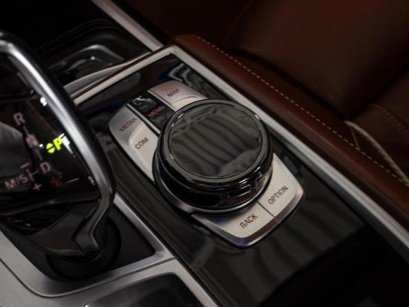 BMW 7 серии VI (G11/G12) с пробегом 2016 года, цена 4 700 000 рублей, 167010 км, седан, Автокод Объявления