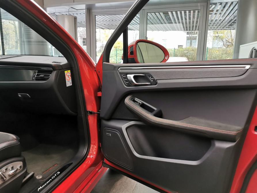 Porsche Macan I Рестайлинг Москва  - изображение 28