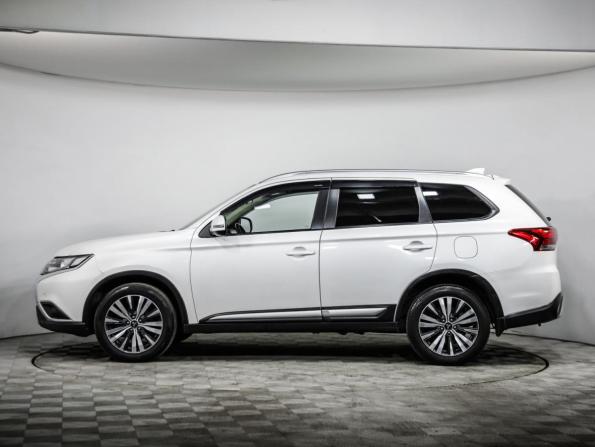 Mitsubishi Outlander III Рестайлинг 3 с пробегом 2020 года, цена 2 049 000 рублей, 197340 км, внедорожник, Автокод Объявления