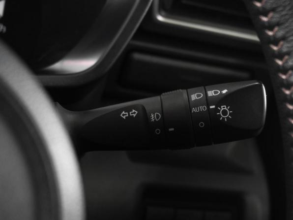 Toyota Raize I с пробегом 2021 года, цена 1 770 000 рублей, 106453 км, внедорожник, Автокод Объявления