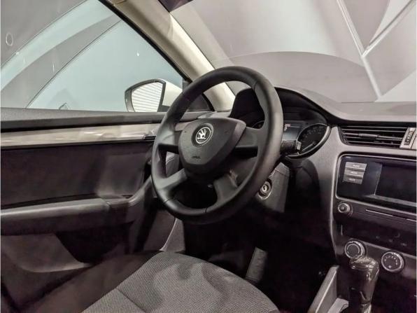 Skoda Octavia III (A7) с пробегом 2014 года, цена 945 000 рублей, 233511 км, лифтбек, Автокод Объявления