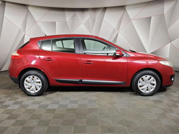 Renault Megane III Рестайлинг с пробегом 2012 года, цена 797 000 рублей, 139170 км, хэтчбек, Автокод Объявления