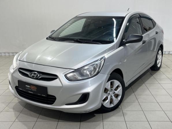 Hyundai Solaris I с пробегом 2011 года, цена 595 000 рублей, 213598 км, седан, Автокод Объявления