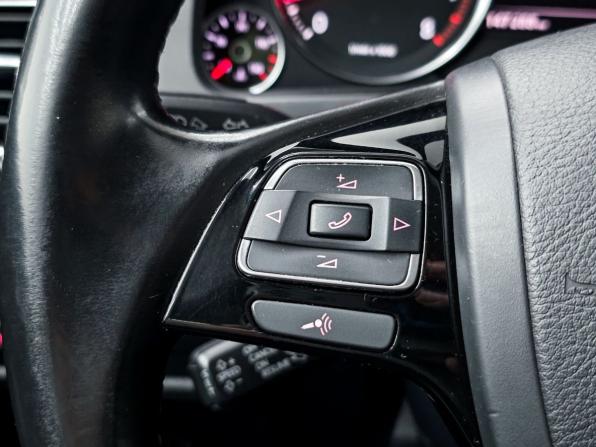 Volkswagen Touareg II с пробегом 2011 года, цена 2 225 000 рублей, 147252 км, внедорожник, Автокод Объявления