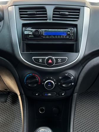 Hyundai Solaris I с пробегом 2011 года, цена 640 000 рублей, 276200 км, седан, Автокод Объявления