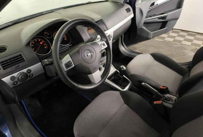 Opel Astra H Рестайлинг с пробегом 2010 года, цена 490 000 рублей, 228899 км, седан, Автокод Объявления