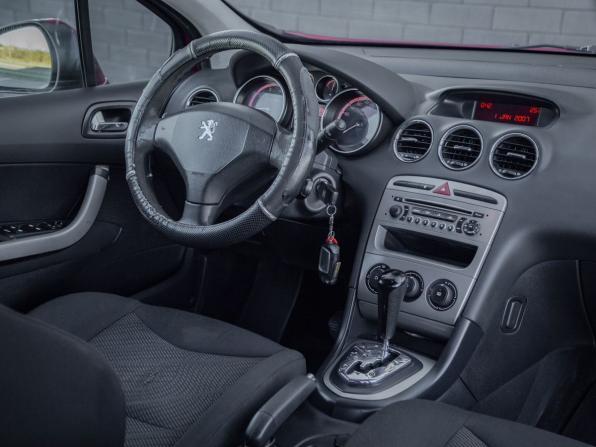 Peugeot 308 I с пробегом 2010 года, цена 350 000 рублей, 262900 км, хэтчбек, Автокод Объявления