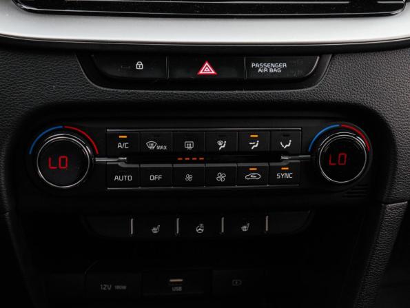 Kia Ceed III с пробегом 2020 года, цена 1 999 000 рублей, 69113 км, хэтчбек, Автокод Объявления