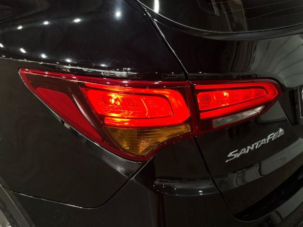 Hyundai Santa Fe III Рестайлинг с пробегом 2017 года, цена 1 830 000 рублей, 194701 км, внедорожник, Автокод Объявления