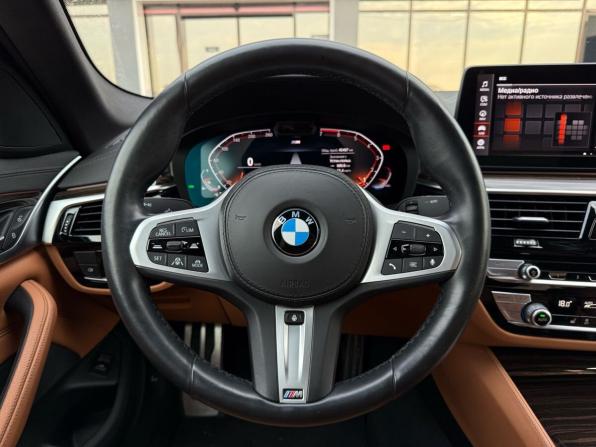 BMW 5 серии VII (G30/G31/G38) Рестайлинг с пробегом 2021 года, цена 4 800 000 рублей, 45496 км, седан, Автокод Объявления