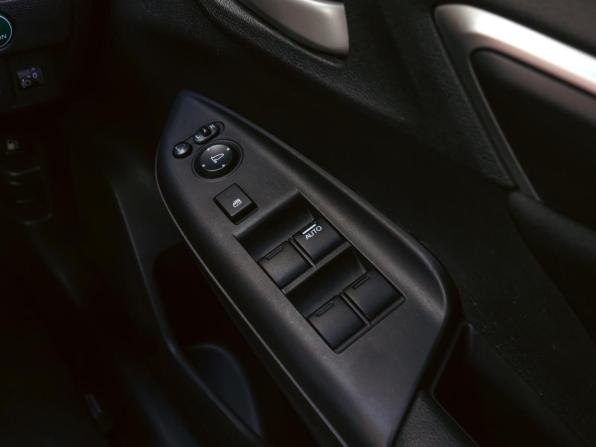 Honda Fit III с пробегом 2014 года, цена 947 000 рублей, 128362 км, хэтчбек, Автокод Объявления