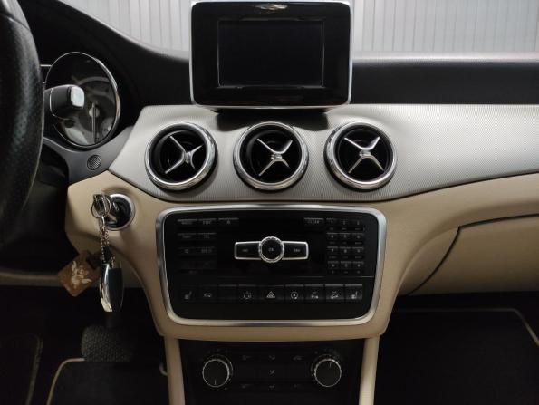 Mercedes-Benz GLA I (X156) с пробегом 2015 года, цена 1 819 000 рублей, 193219 км, внедорожник, Автокод Объявления