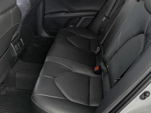 Toyota Camry VIII (XV70) Рестайлинг с пробегом 2021 года, цена 3 195 000 рублей, 47174 км, седан, Автокод Объявления