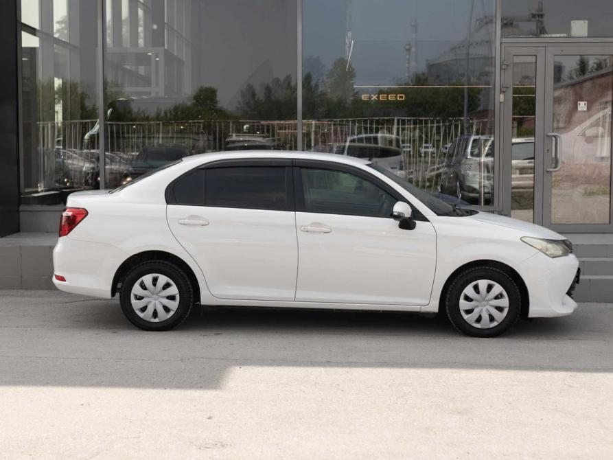 Toyota Corolla XI (E160 E170 E180) Рестайлинг 1 Новосибирск  - изображение 4
