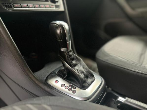 Volkswagen Polo V с пробегом 2012 года, цена 695 000 рублей, 221446 км, седан, Автокод Объявления
