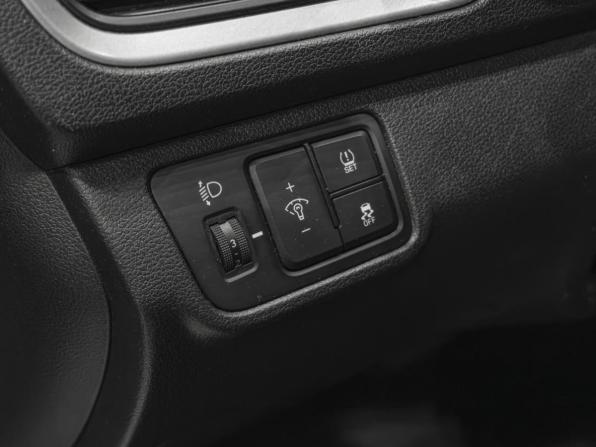 Hyundai Solaris II с пробегом 2018 года, цена 1 350 000 рублей, 161332 км, седан, Автокод Объявления