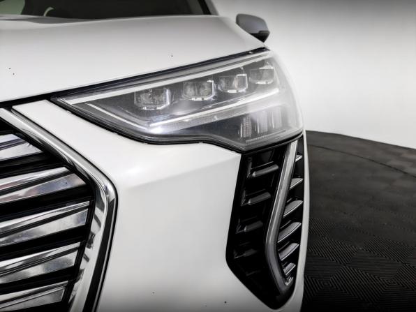 Haval Jolion I с пробегом 2023 года, цена 1 350 000 рублей, 182873 км, внедорожник, Автокод Объявления