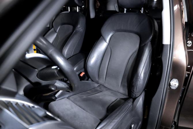 Audi Q5 I (8R) Рестайлинг с пробегом 2013 года, цена 1 849 000 рублей, 215000 км, внедорожник, Автокод Объявления