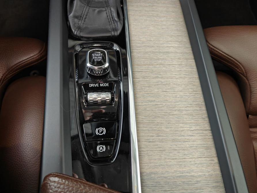 Volvo XC60 II Москва  - изображение 17