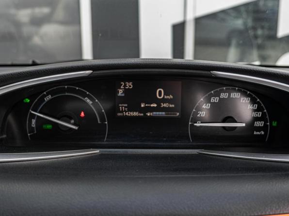 Toyota Sienta II с пробегом 2017 года, цена 1 800 000 рублей, 142686 км, компактвэн, Автокод Объявления