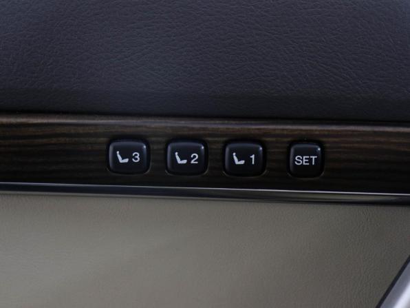 Toyota Land Cruiser 200 Series Рестайлинг 2 с пробегом 2019 года, цена 8 190 000 рублей, 65646 км, внедорожник, Автокод Объявления