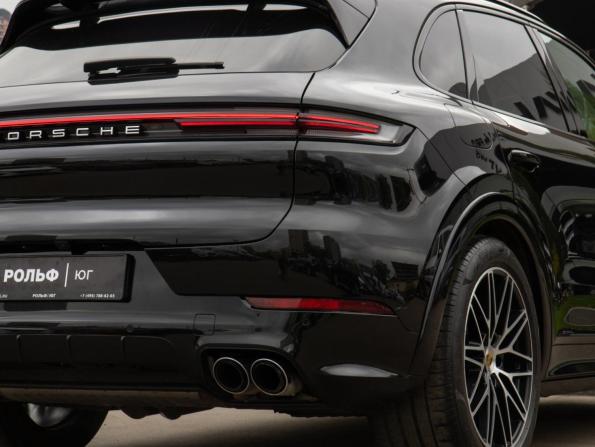 Porsche Cayenne III Рестайлинг с пробегом 2023 года, цена 17 419 050 рублей, 36691 км, внедорожник, Автокод Объявления