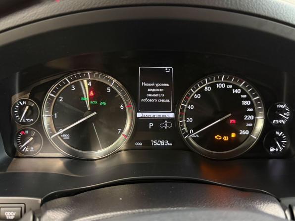 Lexus LX III Рестайлинг 2 с пробегом 2015 года, цена 7 990 000 рублей, 75000 км, внедорожник, Автокод Объявления